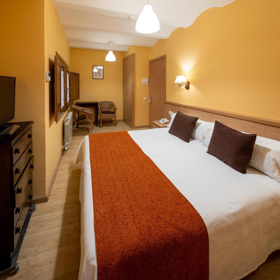 Hotel Ripoll サンティラリ・サカルム エクステリア 写真